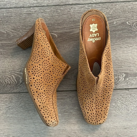 A2 by aerosols suede leather mules 7.5 - Picture 1 of 8